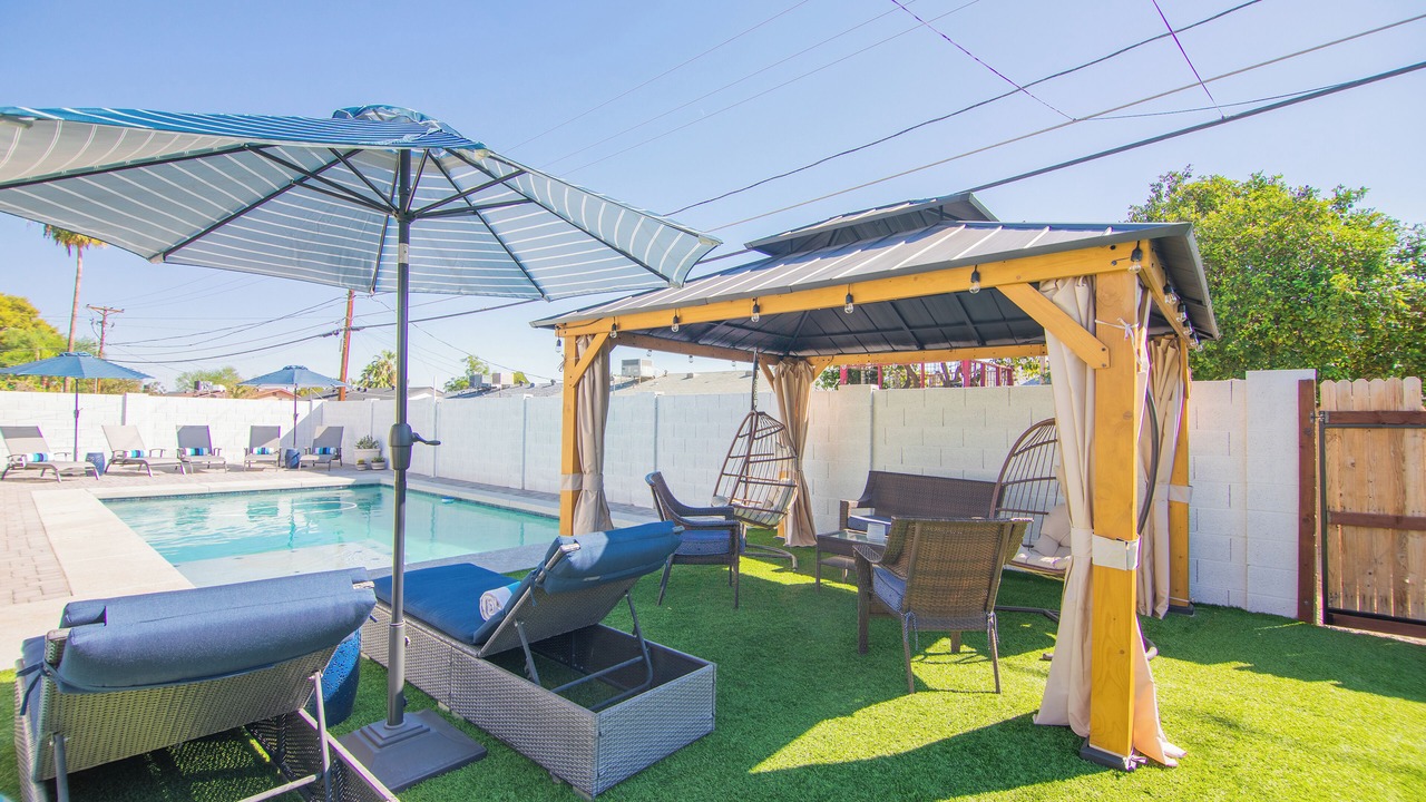 Photo of Outdoor in Cox Heights
