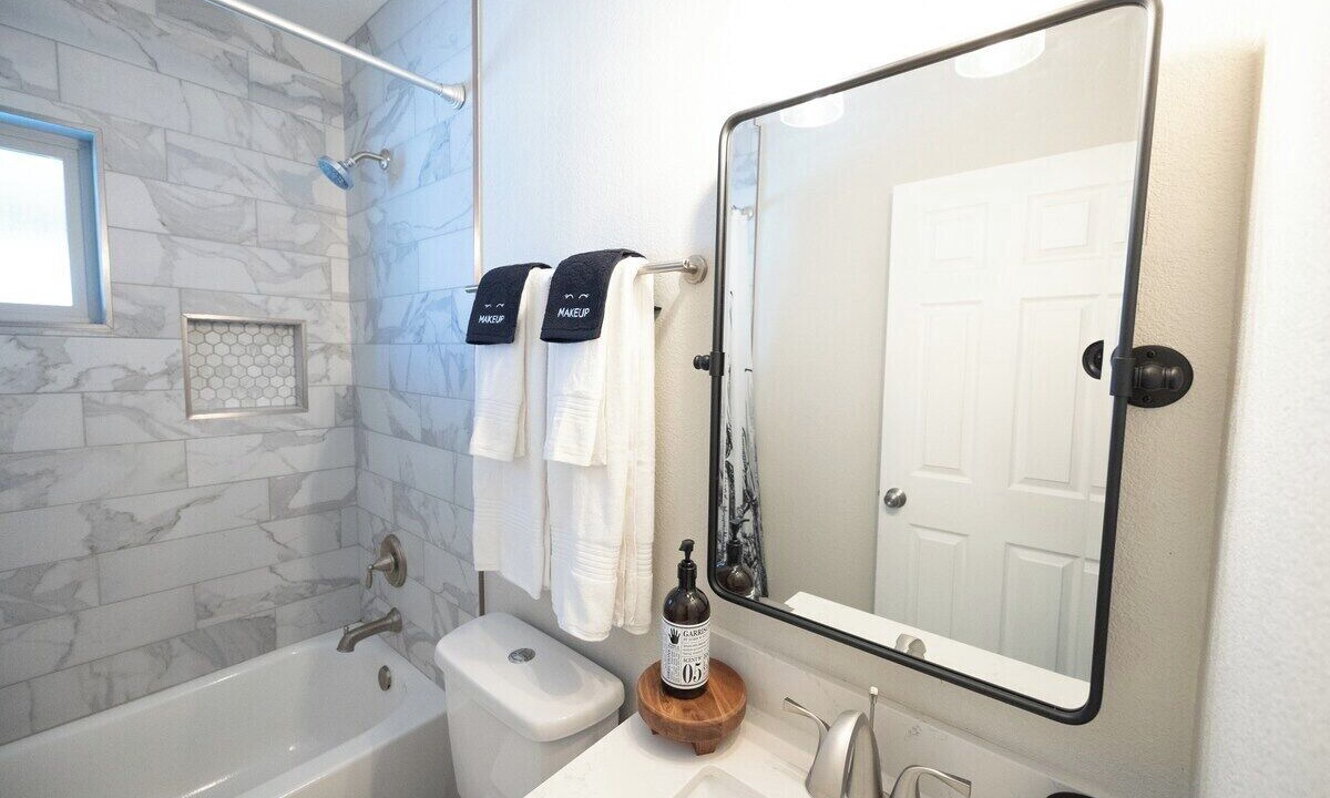 Photo of Bathroom in Coronado