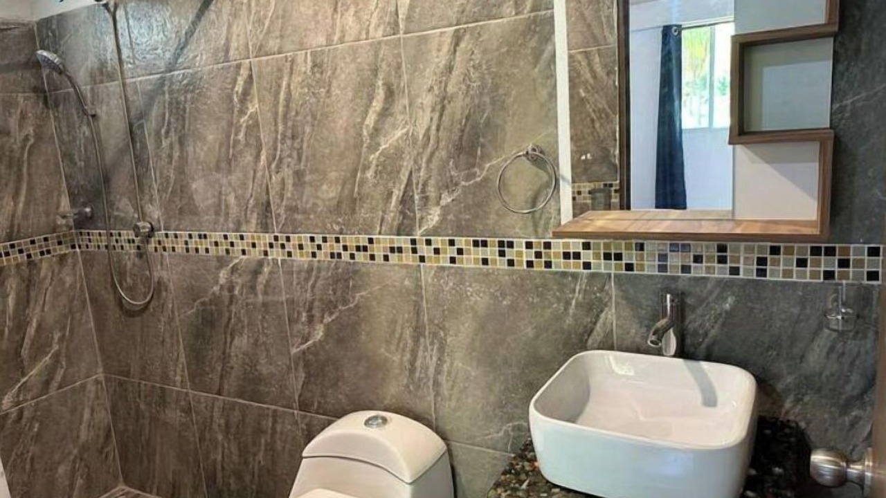 Photo of Bathroom in Saladita