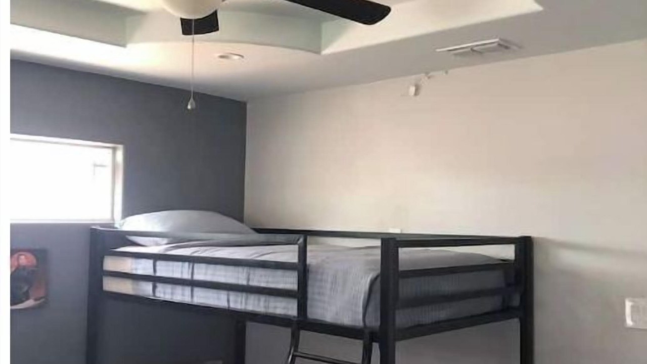 Photo of Bedroom in Weslaco