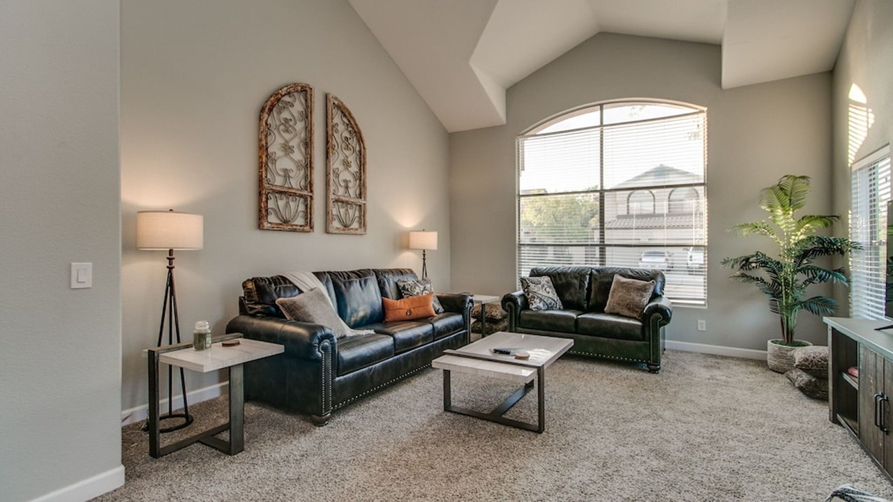 Photo of Livingroom in Gilbert Ranch