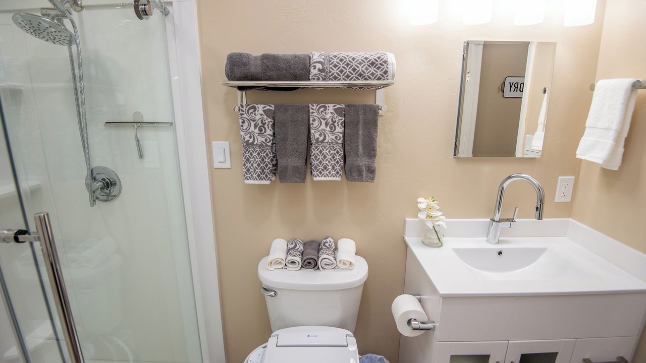 Photo of Bathroom in Yuma Townsite
