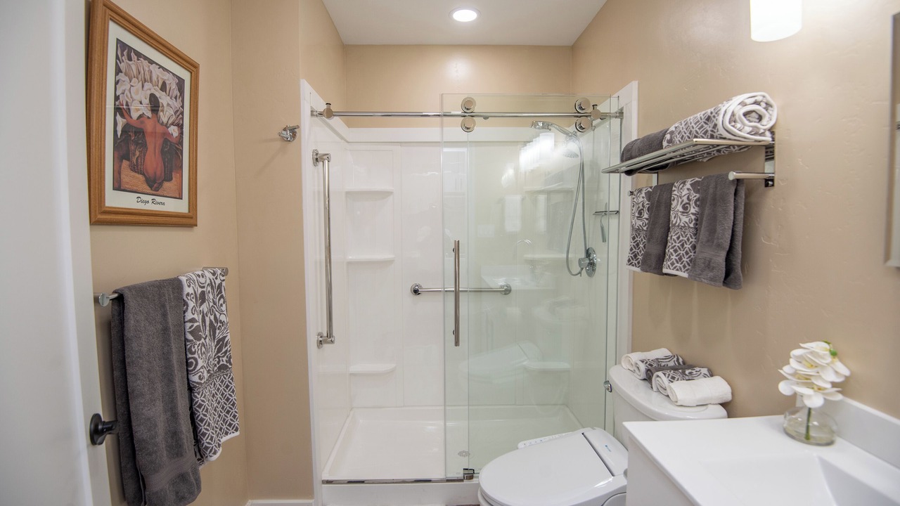 Photo of Bathroom in Yuma Townsite