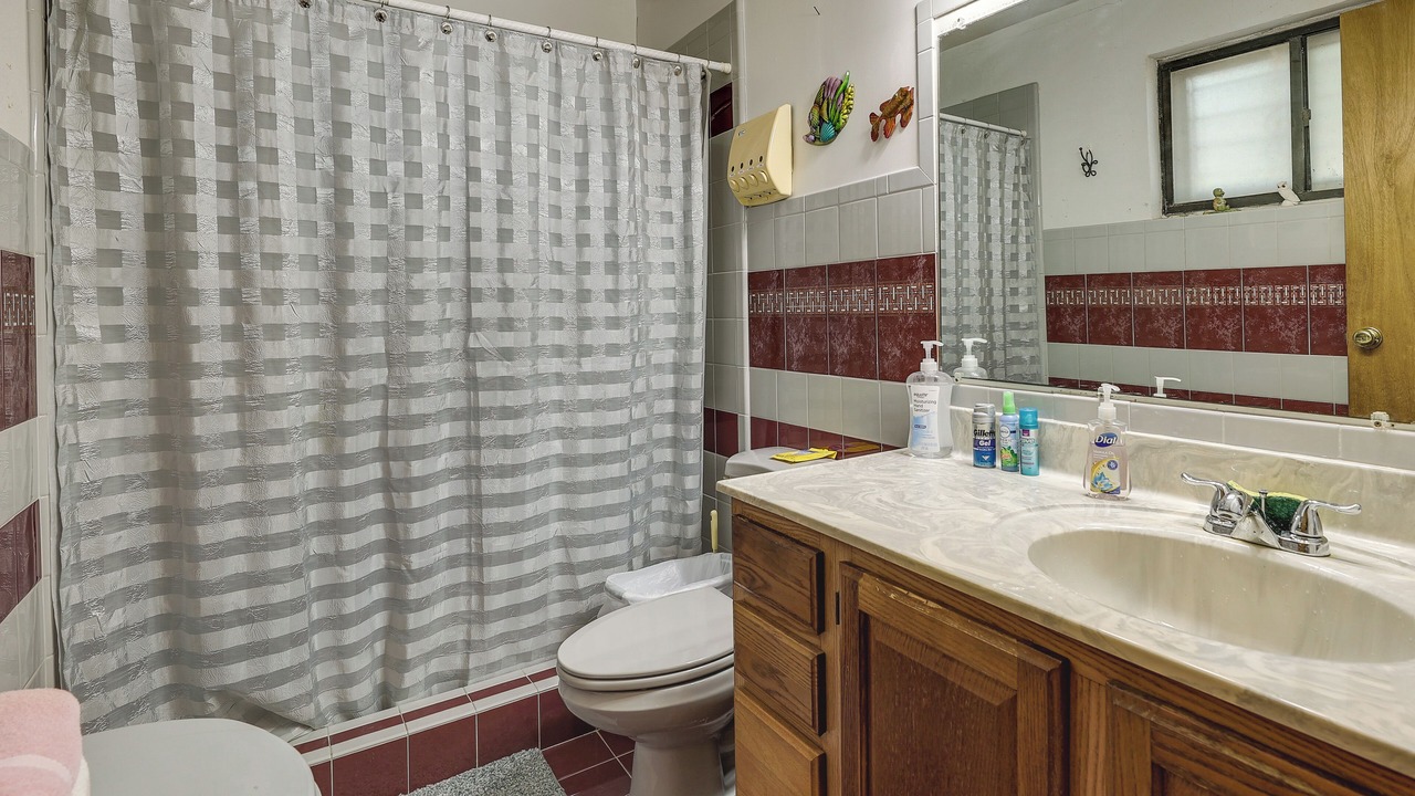 Photo of Bathroom in Harlingen