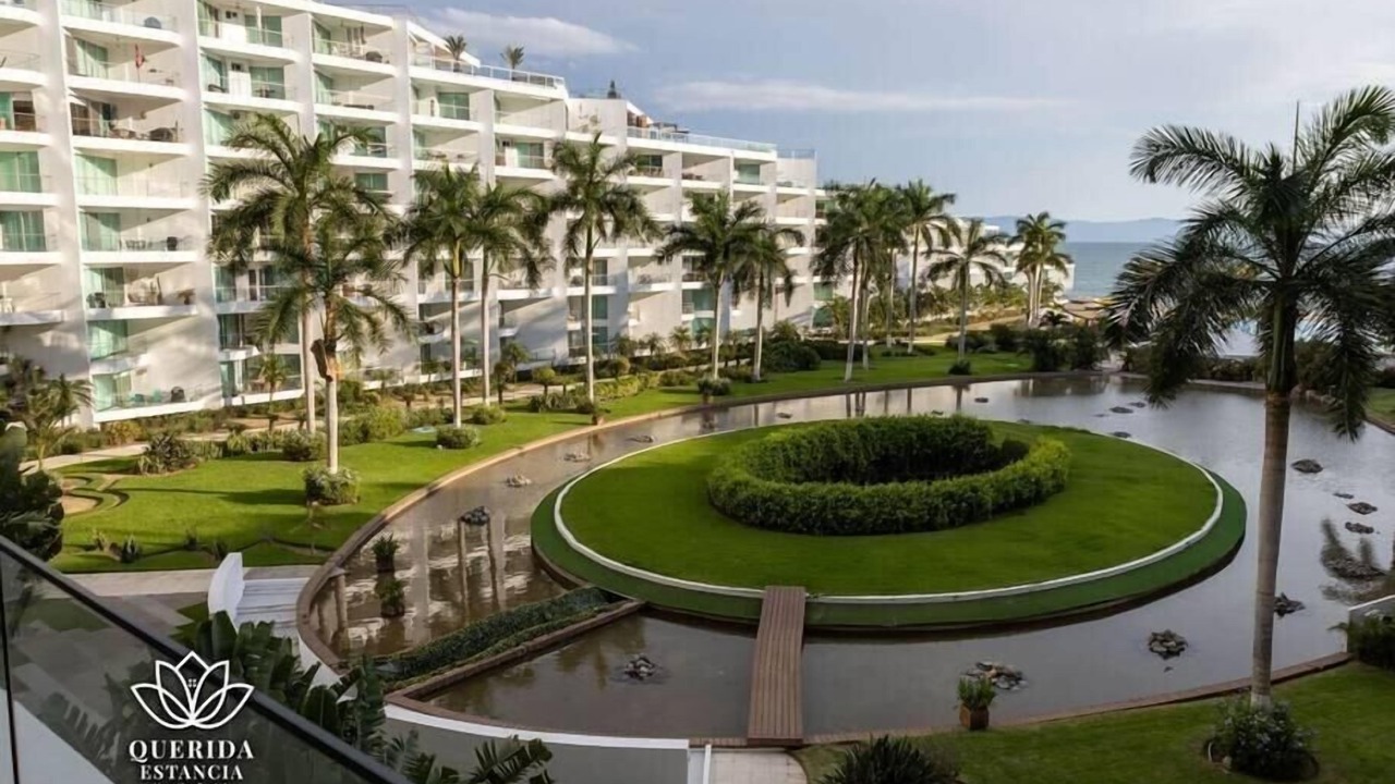 Photo of Patio Balcony in Flamingos