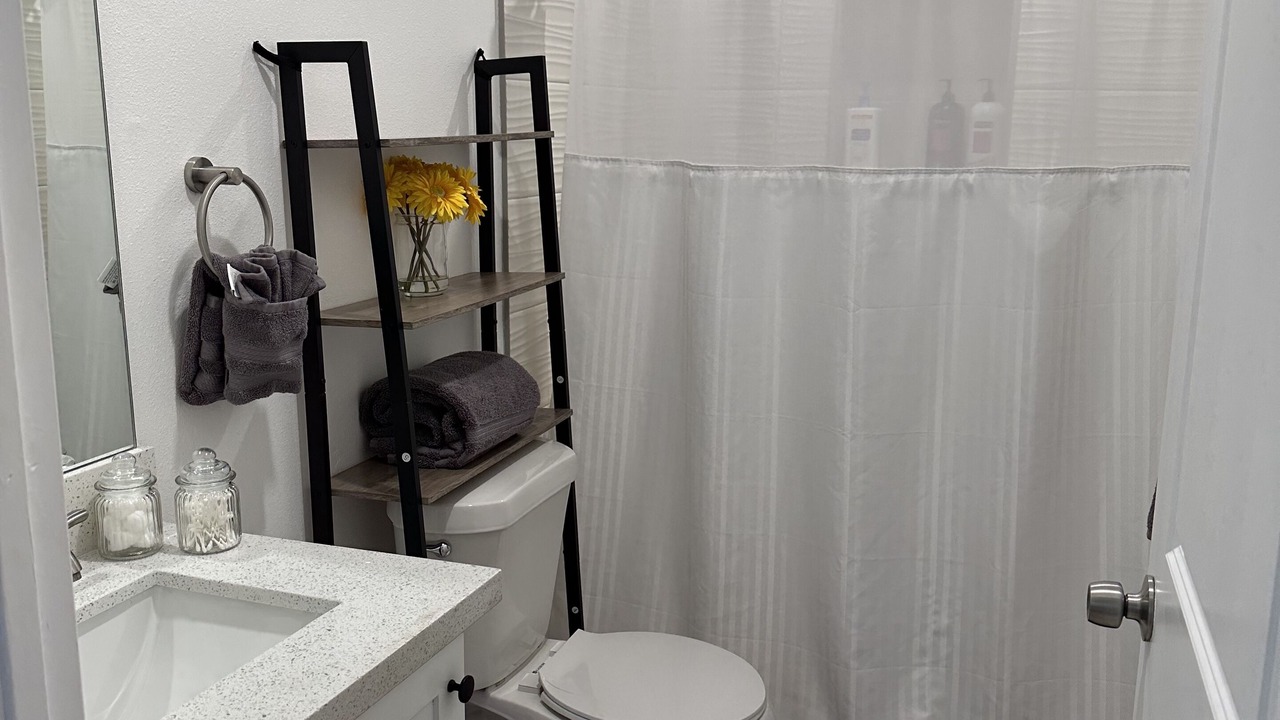 Photo of Bathroom in Brownsville