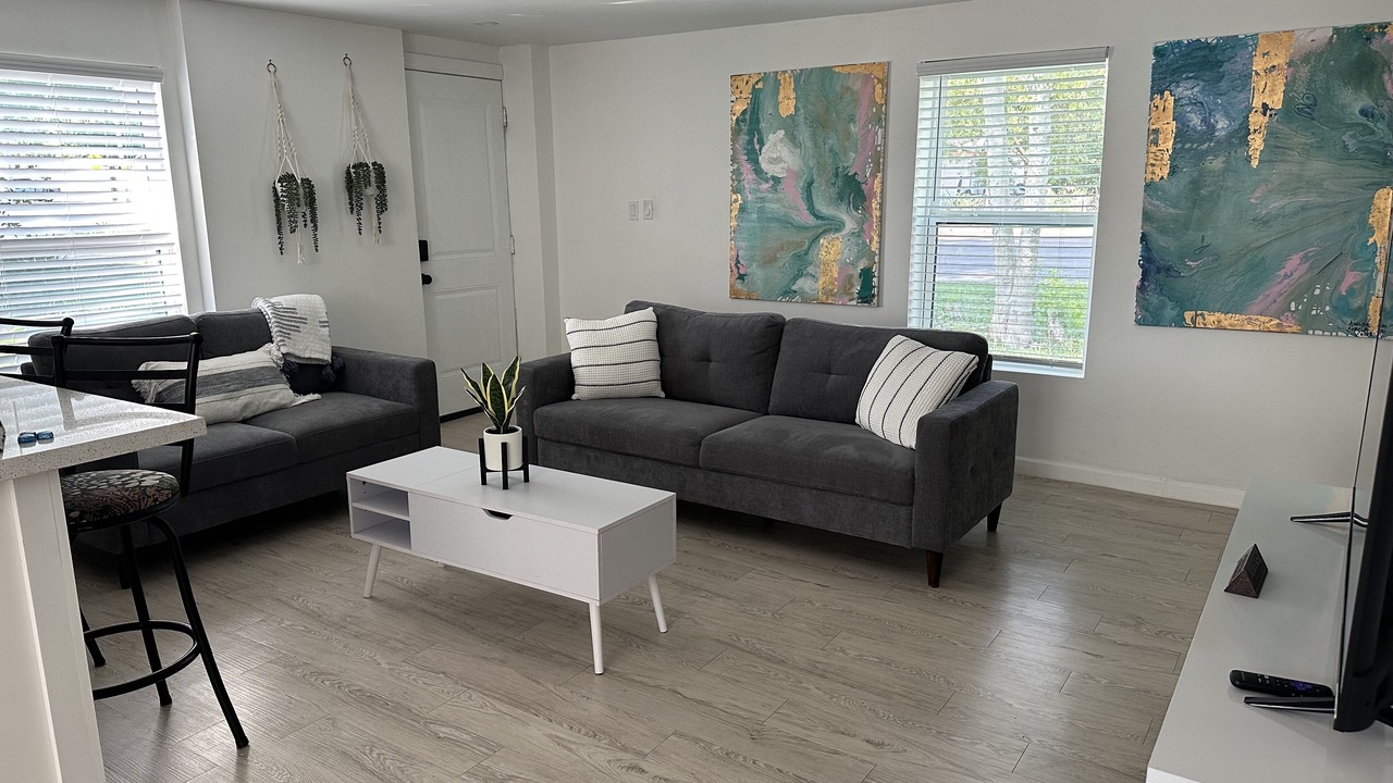 Photo of Livingroom in Brownsville