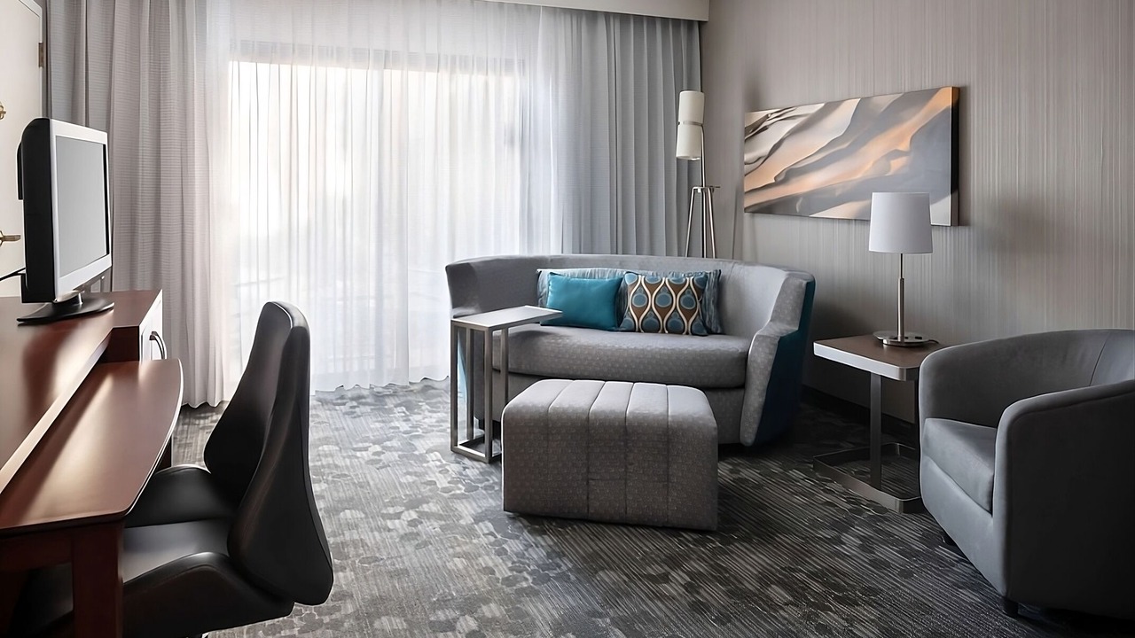 Photo of Livingroom in Camelback East