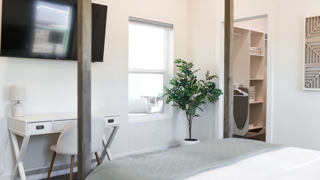 Photo of Bedroom in Gold Canyon
