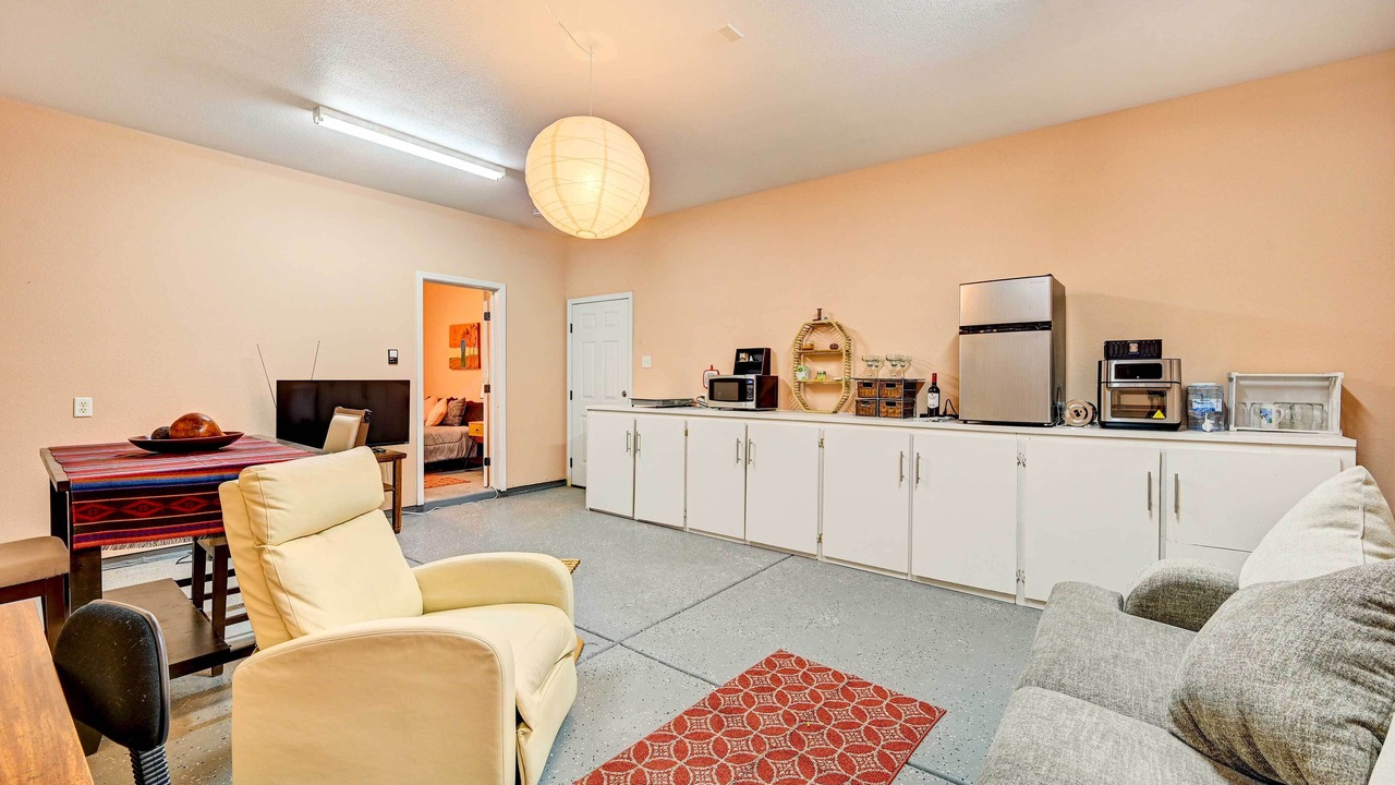 Photo of Livingroom in Foothills