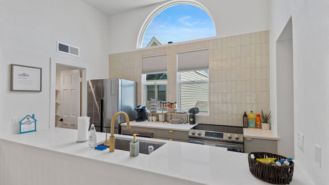 Photo of Kitchen in Camelback East