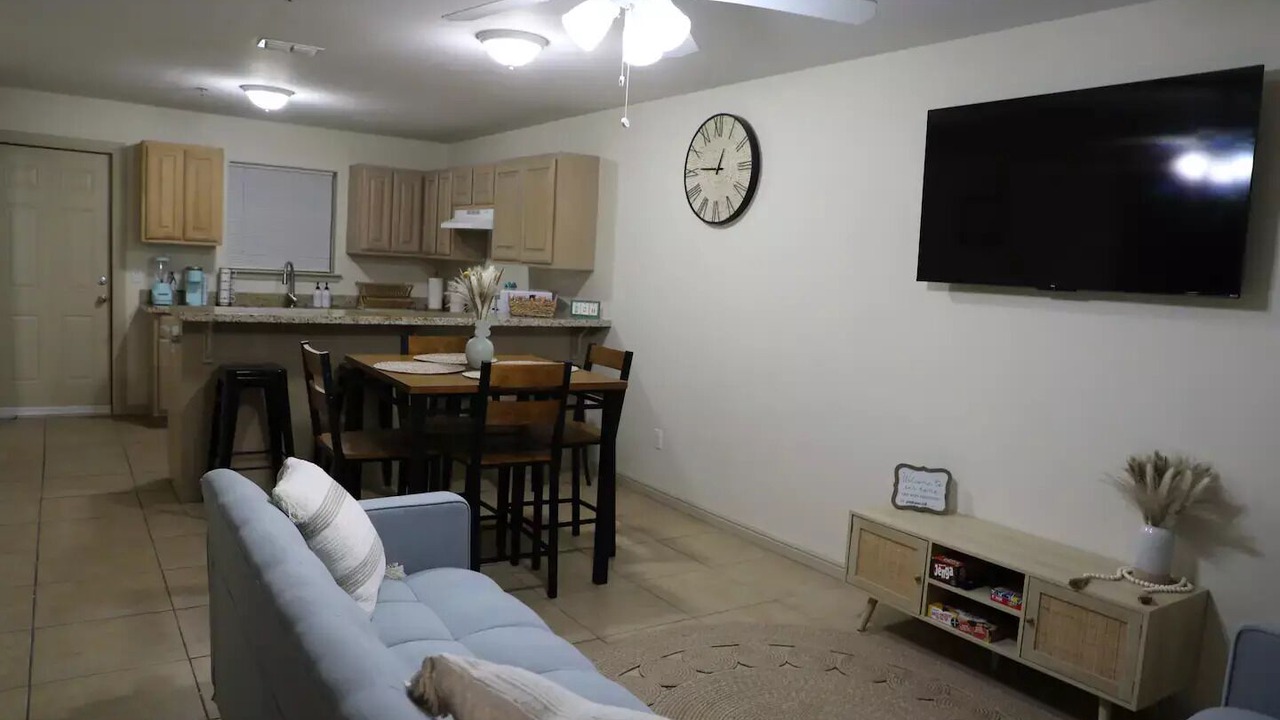 Photo of Livingroom in Pharr