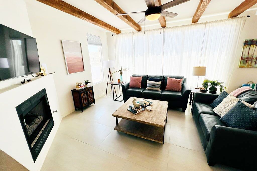 Photo of Livingroom in La Fonda