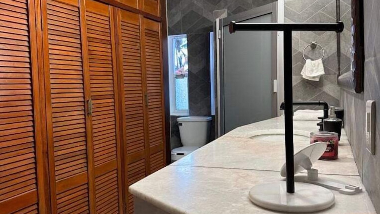 Photo of Bathroom in Balcones de Loma Linda