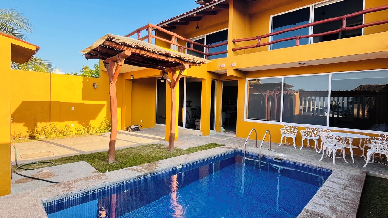 Photo of Outdoor in Barra de Potosi