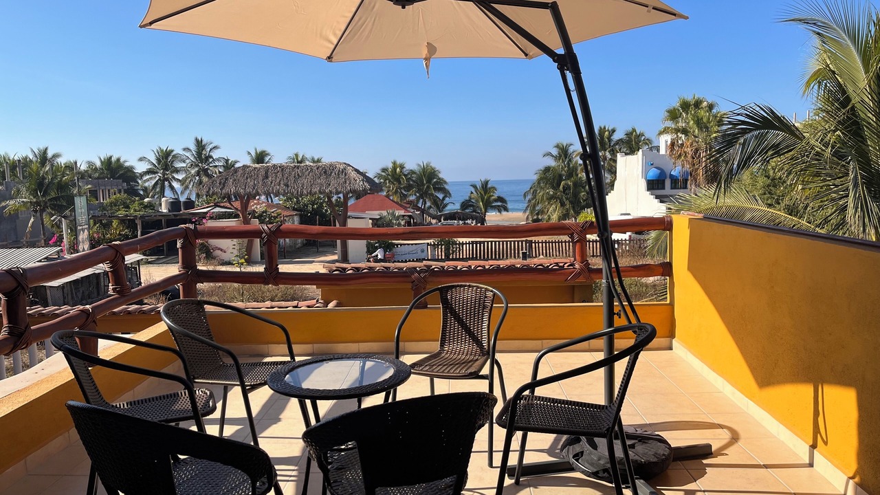 Photo of Patio Balcony in Barra de Potosi