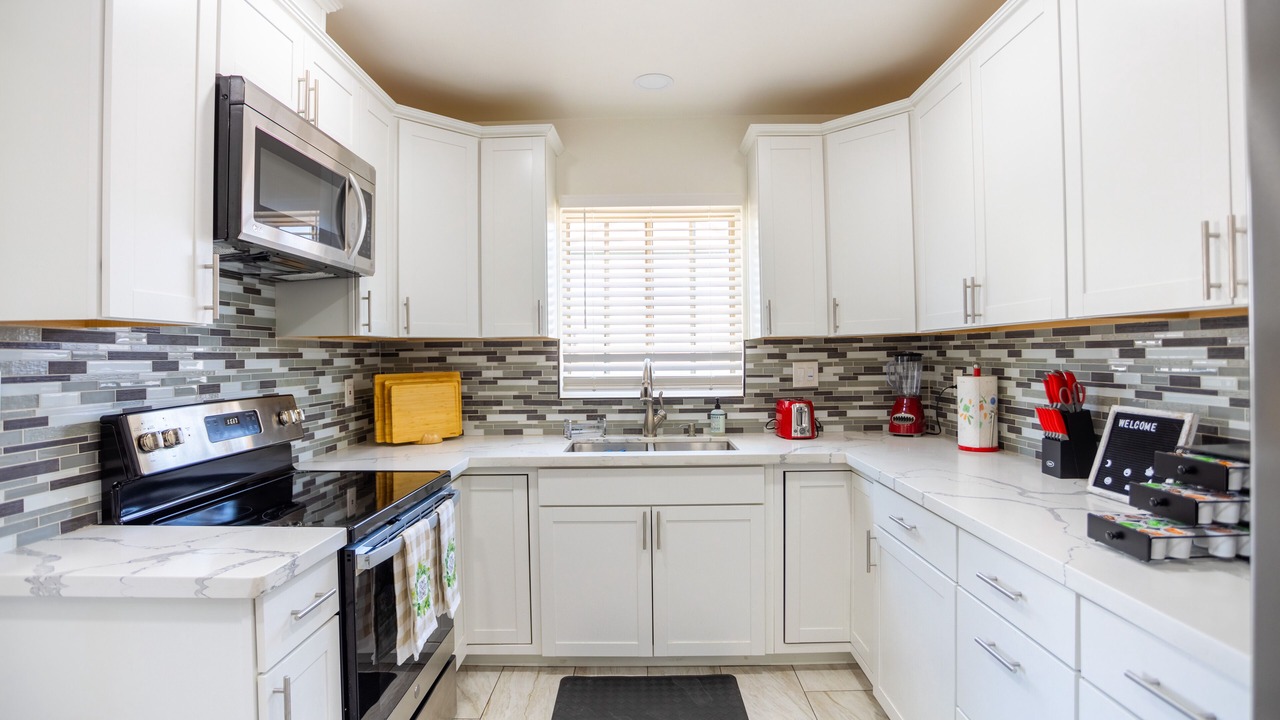Photo of Kitchen in Yuma Townsite
