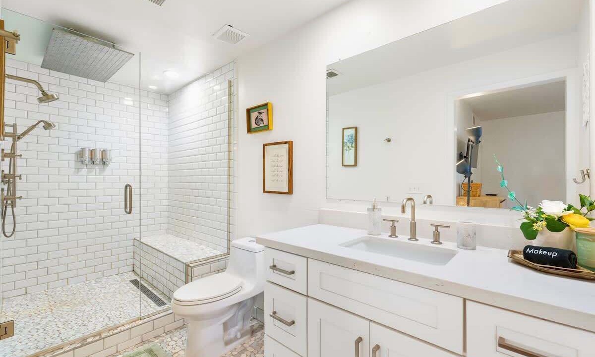 Photo of Bathroom in Glendale