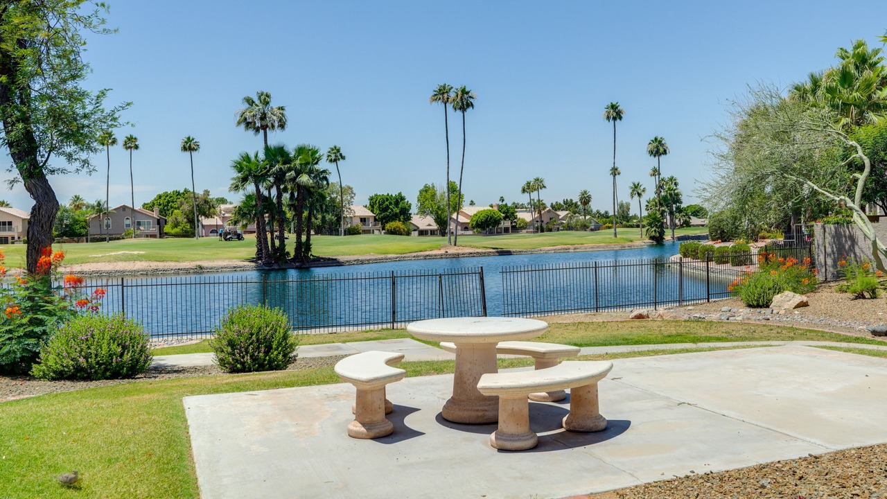 Photo of Outdoor in Monarch Point
