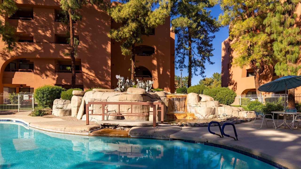 Photo of Outdoor in Paradise Valley Village