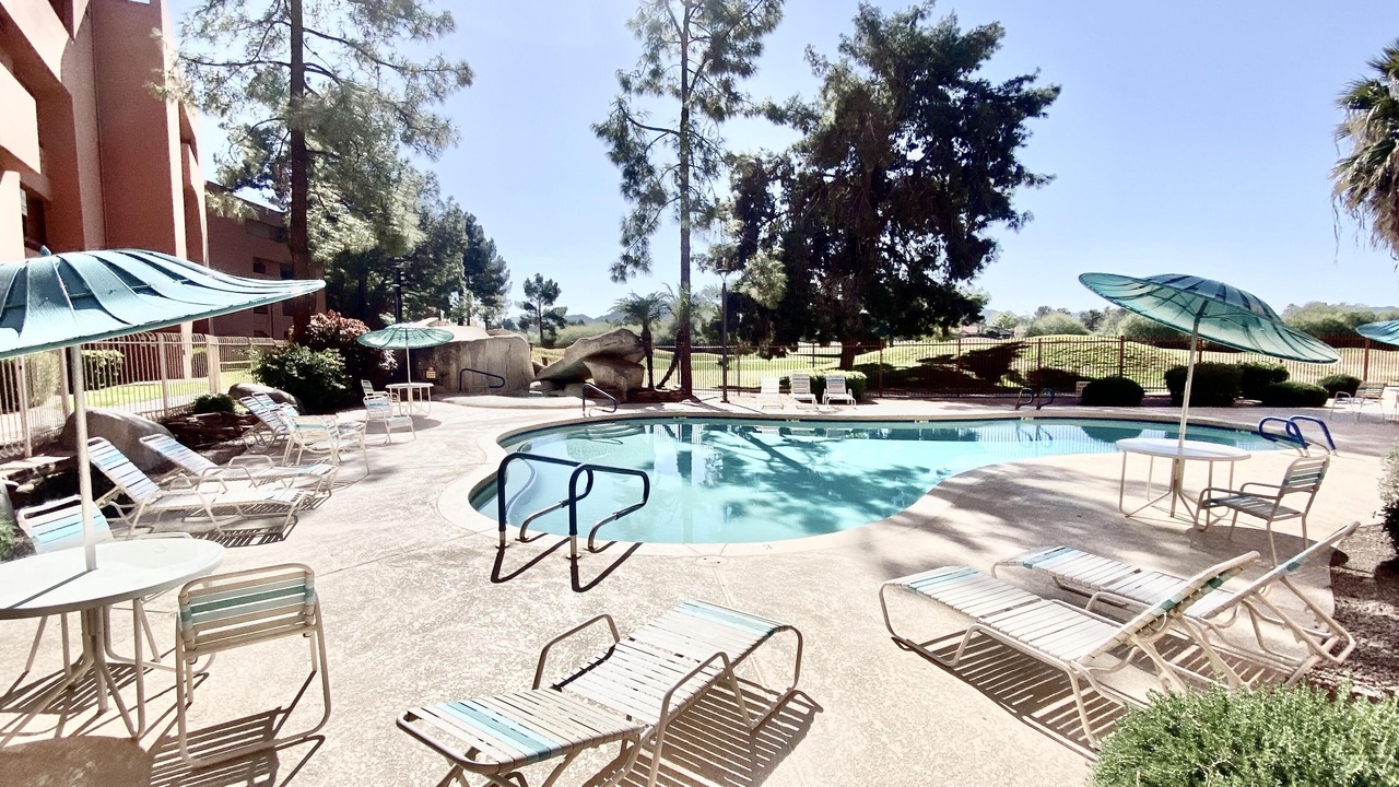 Photo of Outdoor in Paradise Valley Village