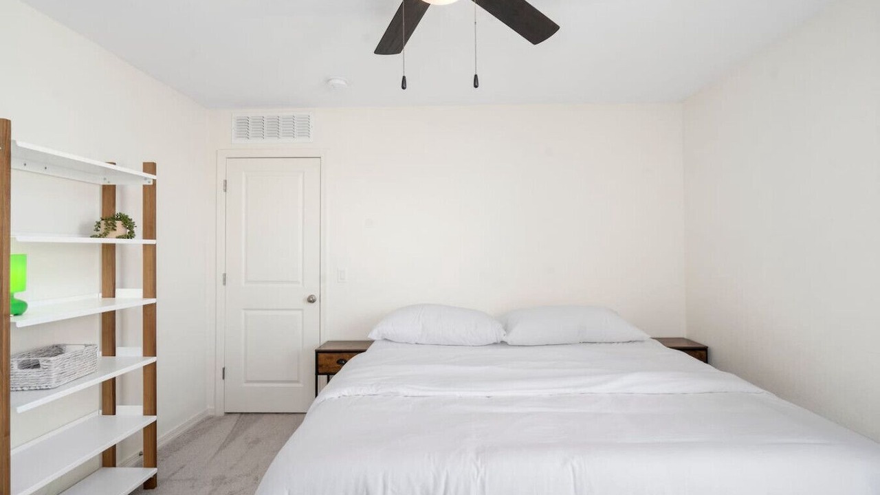 Photo of Bedroom in Estrella Village