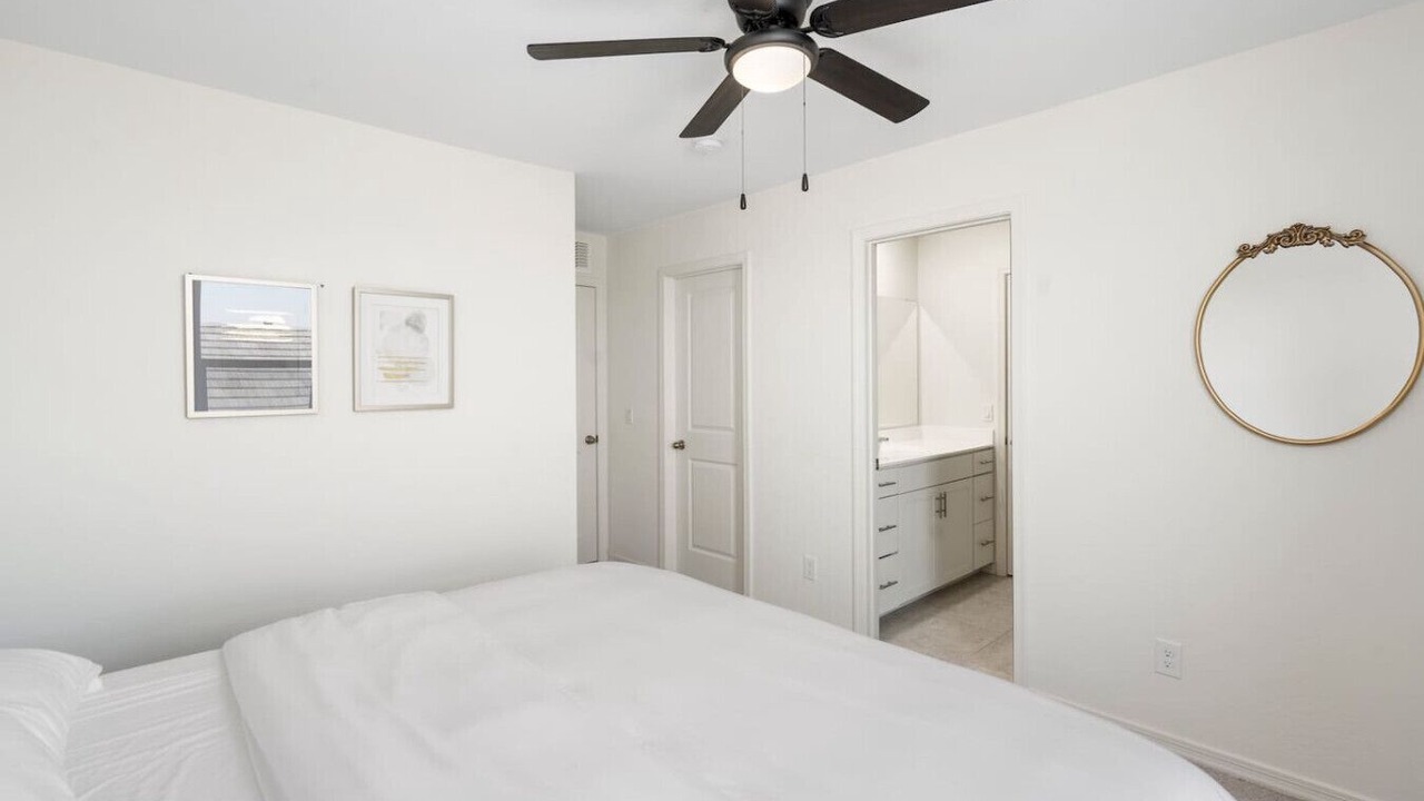 Photo of Bedroom in Estrella Village