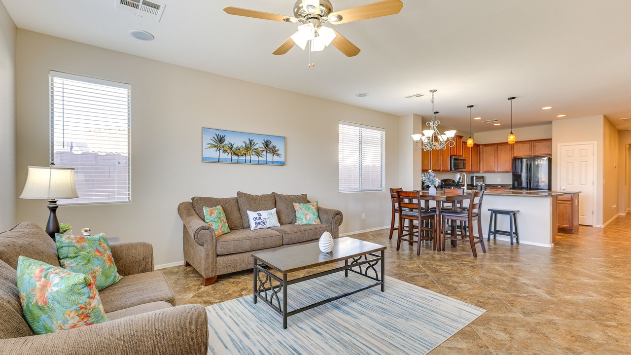 Photo of Livingroom in Maricopa