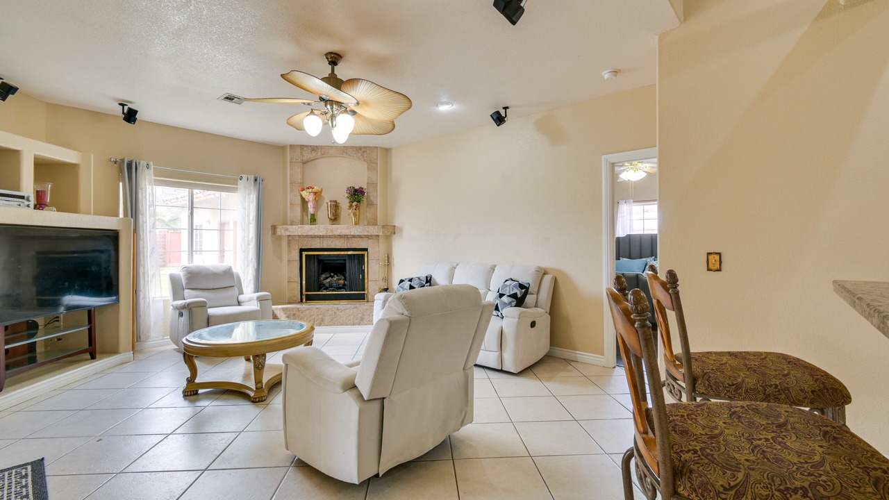 Photo of Livingroom in Yuma