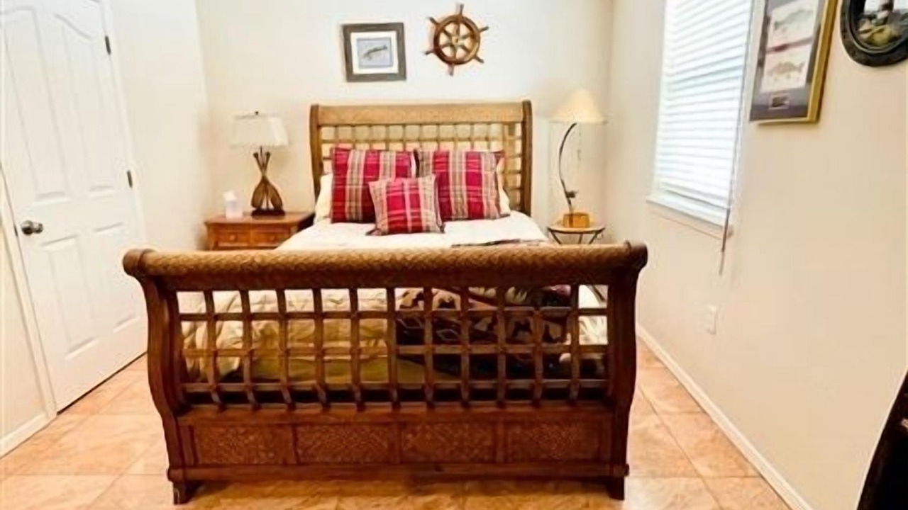 Photo of Bedroom in Port Mansfield