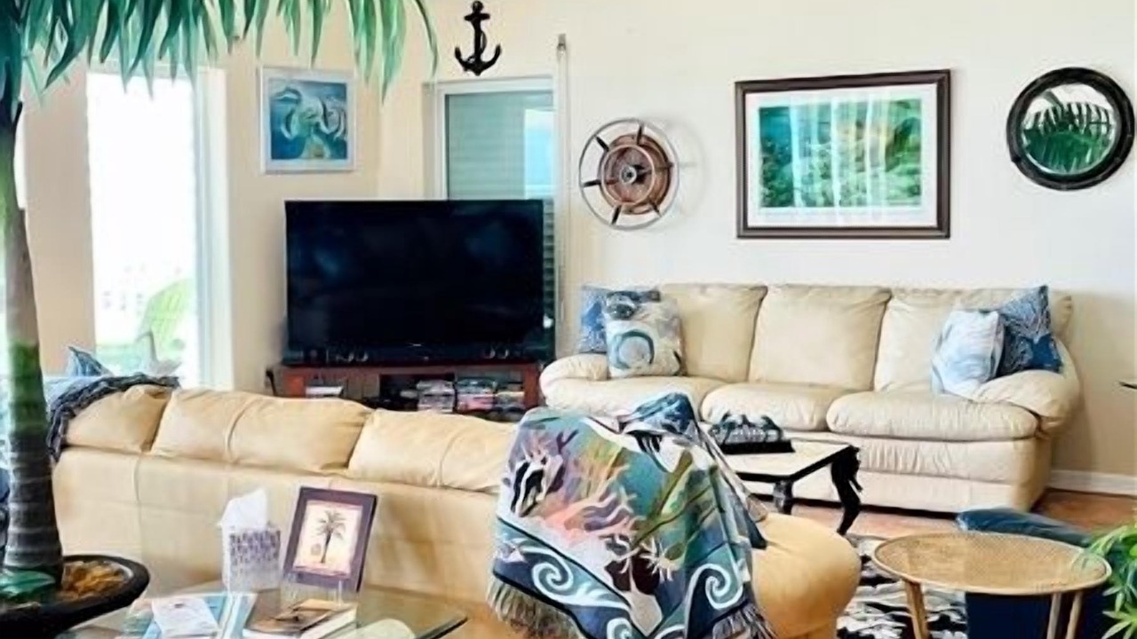 Photo of Livingroom in Port Mansfield