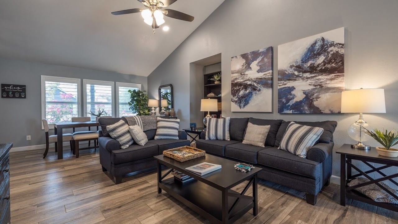 Photo of Livingroom in Ahwatukee Foothills