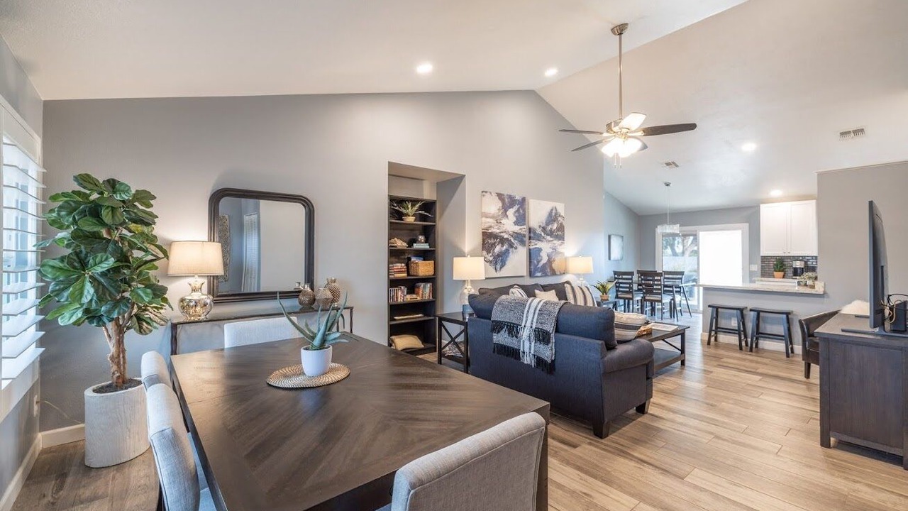 Photo of Livingroom in Ahwatukee Foothills