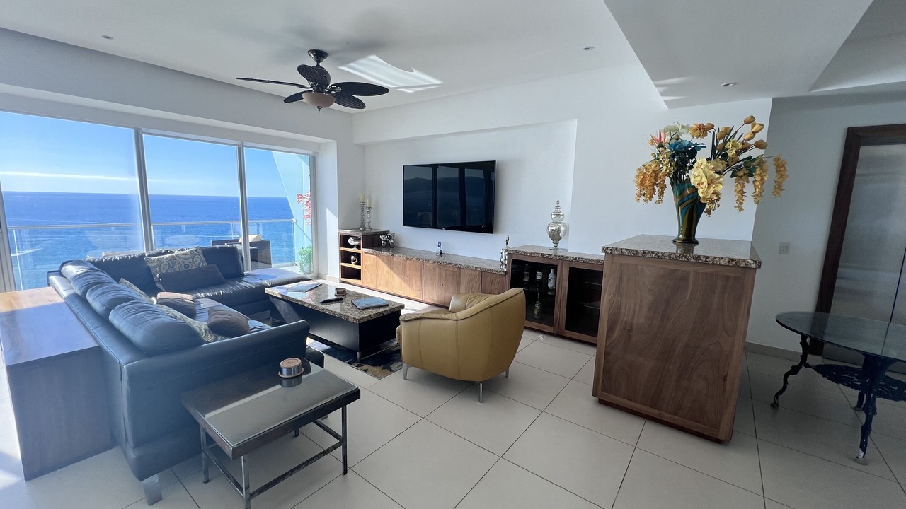 Photo of Livingroom in North Hotel Zone