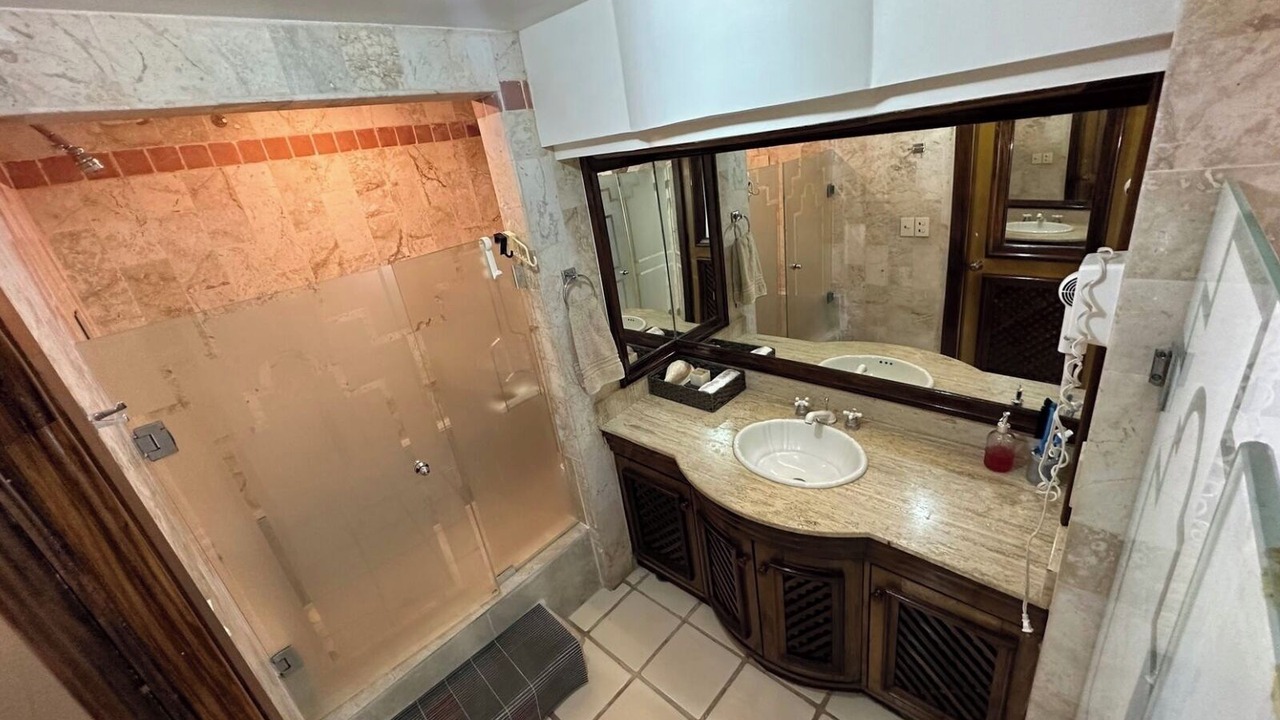 Photo of Bathroom in Pichilingue