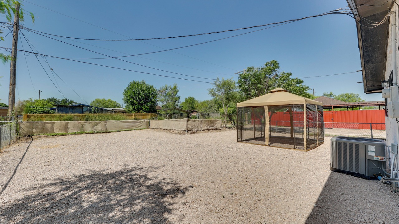 Photo of Outdoor in Edinburg