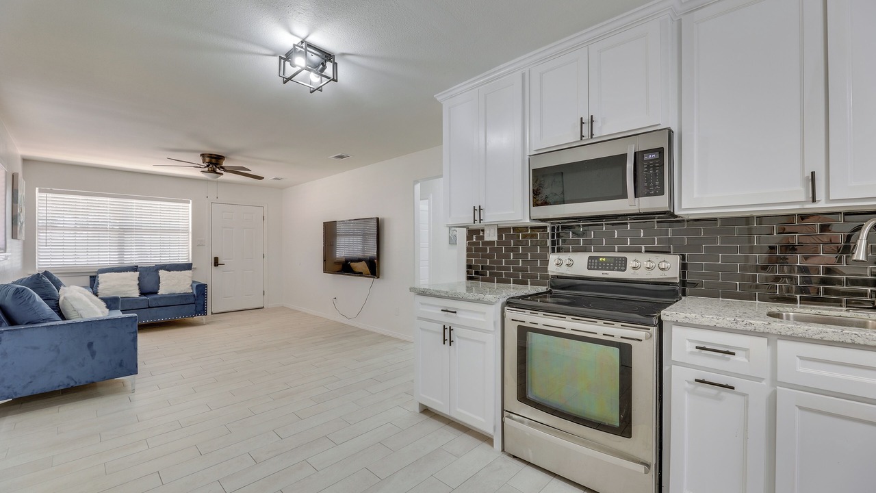 Photo of Kitchen in Edinburg