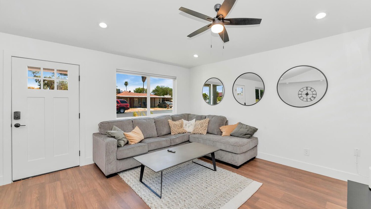 Photo of Livingroom in Gilbert