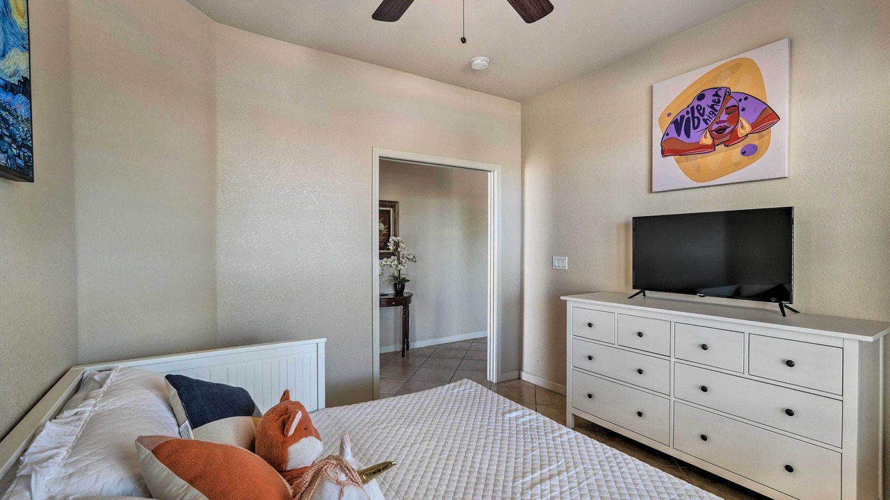 Photo of Bedroom in Palm Valley