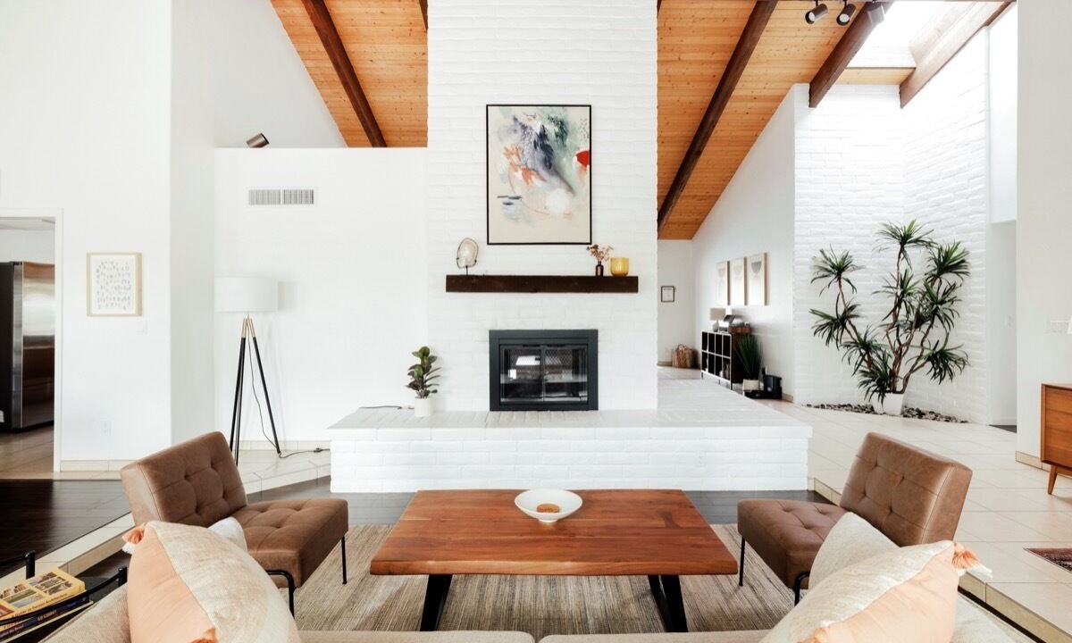 Photo of Livingroom in Shadow Hills