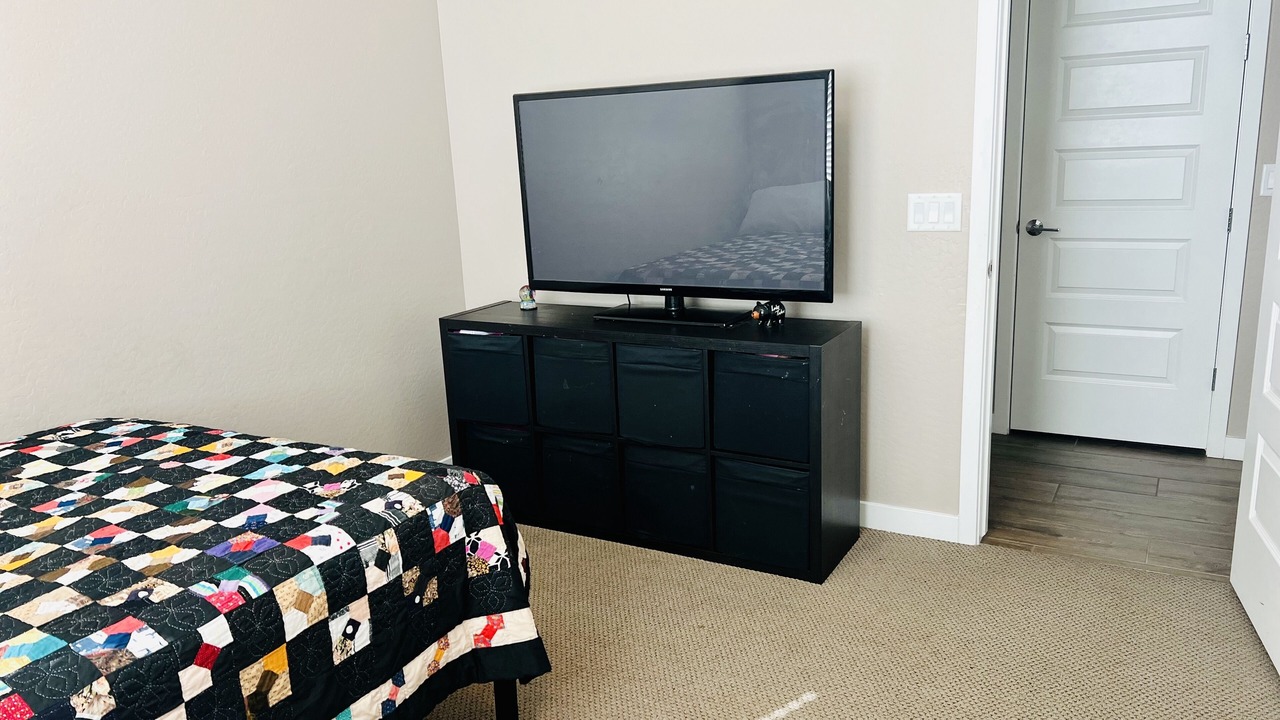 Photo of Bedroom in Sunset Farms
