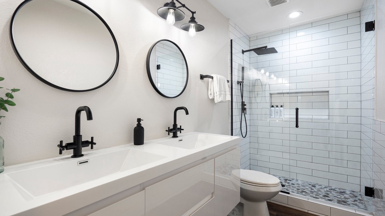 Photo of Bathroom in Paradise Valley Village