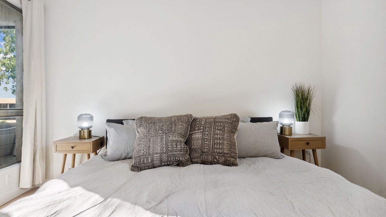 Photo of Bedroom in Entertainment District