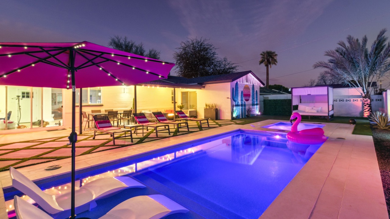 Photo of Outdoor in Papago Parkway