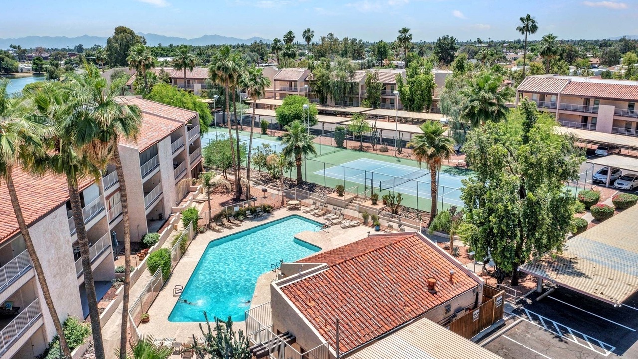 Photo of Outdoor in Lake Biltmore Village