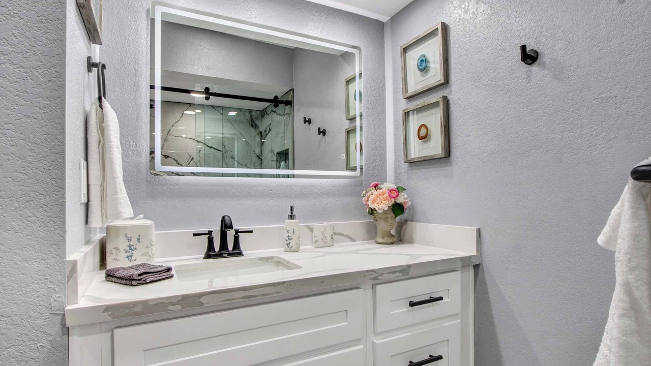 Photo of Bathroom in Lake Biltmore Village