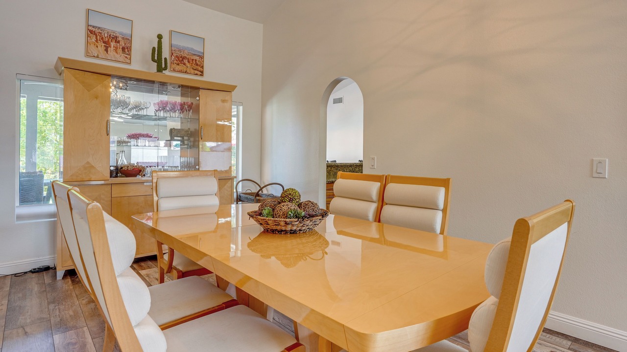 Photo of Livingroom in Adobe Hills