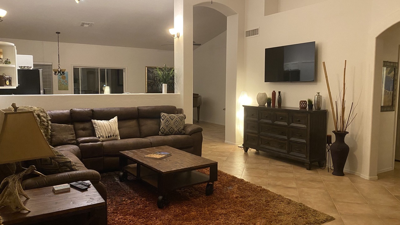 Photo of Livingroom in Paradise Valley Village