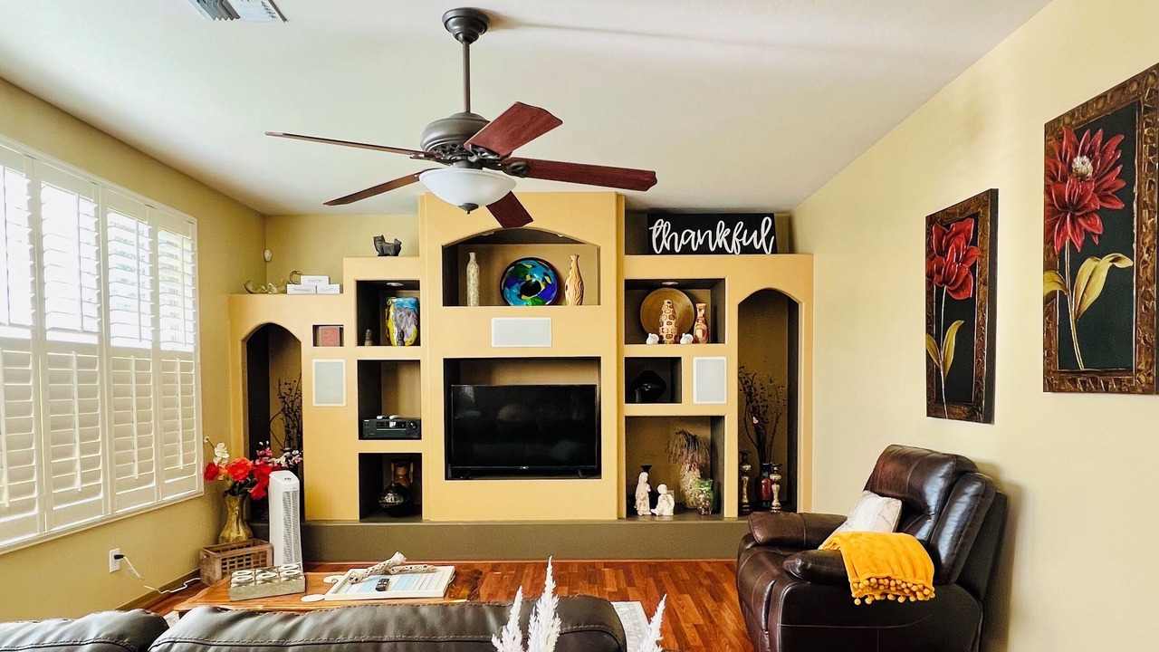 Photo of Livingroom in Glendale