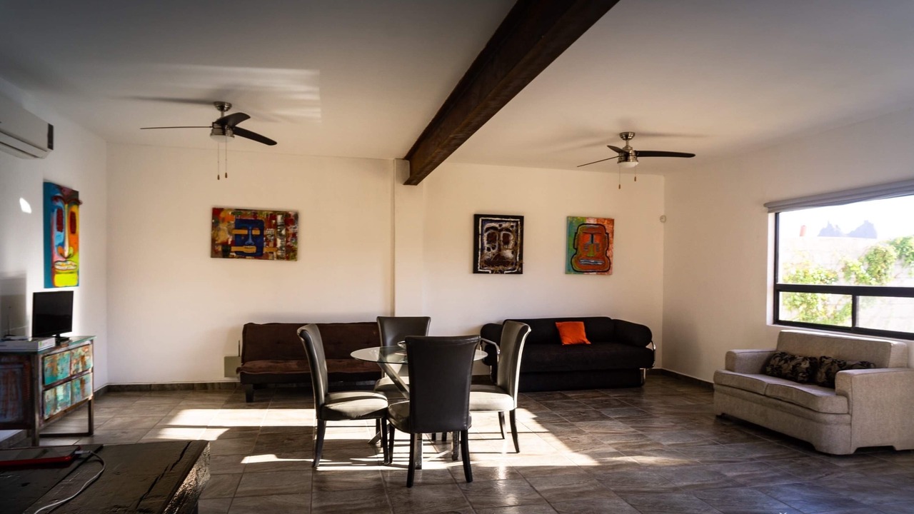 Photo of Livingroom in San Carlos